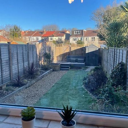 Gloucester Rd 2 Mins Away - Fab, New, Trendy House Бристол Екстериор снимка